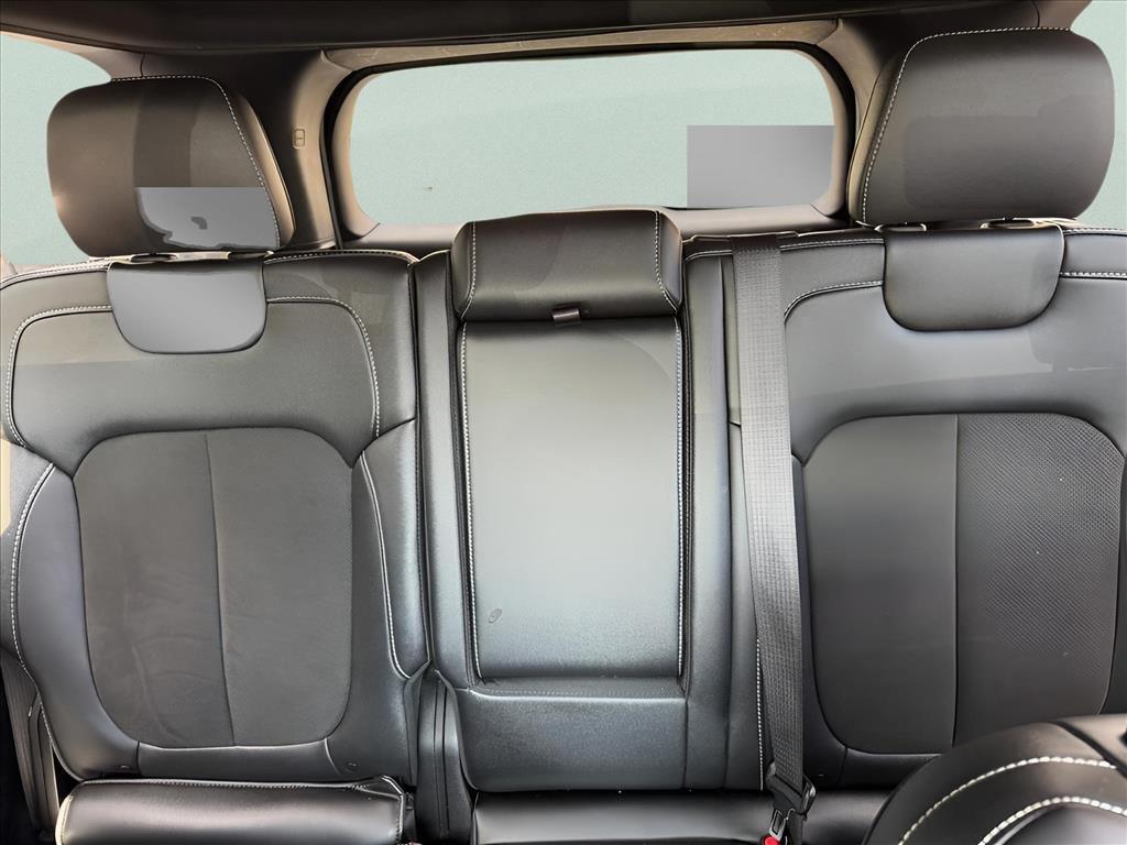 used 2023 Jeep Grand Cherokee car, priced at $28,500
