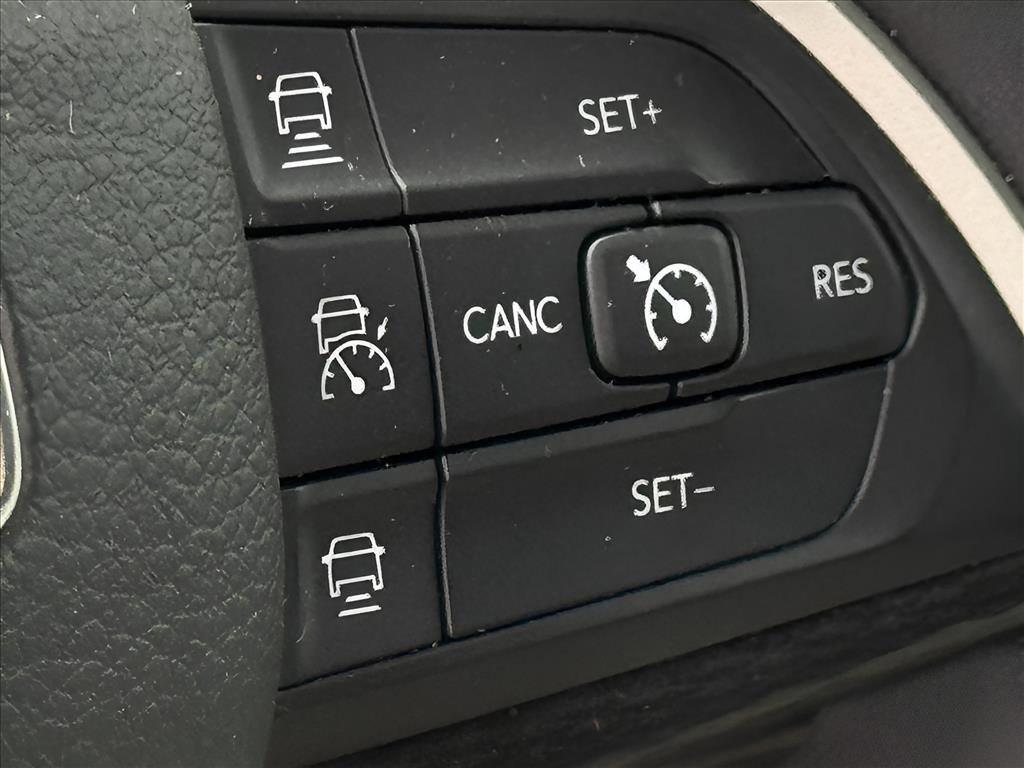 used 2023 Jeep Grand Cherokee car, priced at $28,500