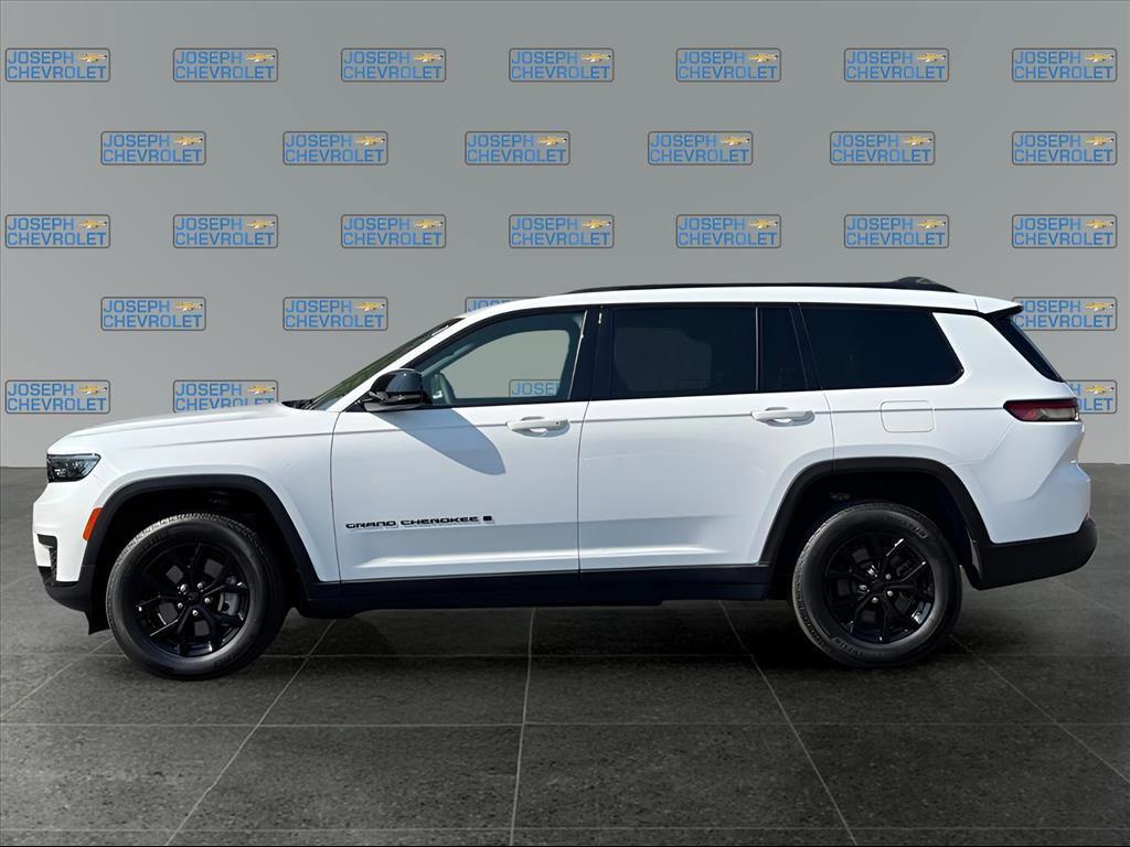 used 2024 Jeep Grand Cherokee L car, priced at $35,200