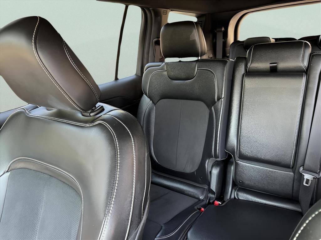used 2024 Jeep Grand Cherokee L car, priced at $35,200