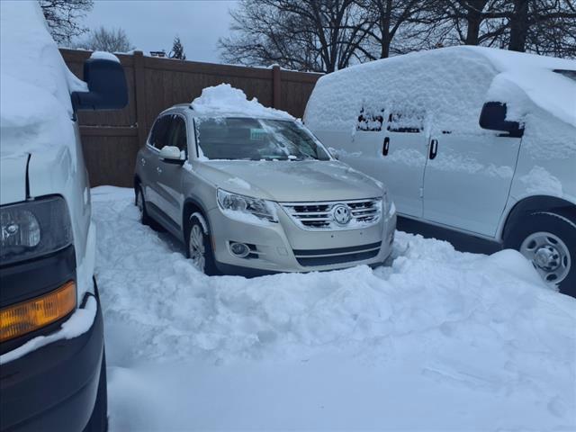 used 2009 Volkswagen Tiguan car, priced at $6,008