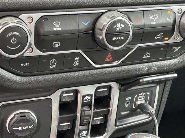 used 2024 Jeep Gladiator car, priced at $37,900