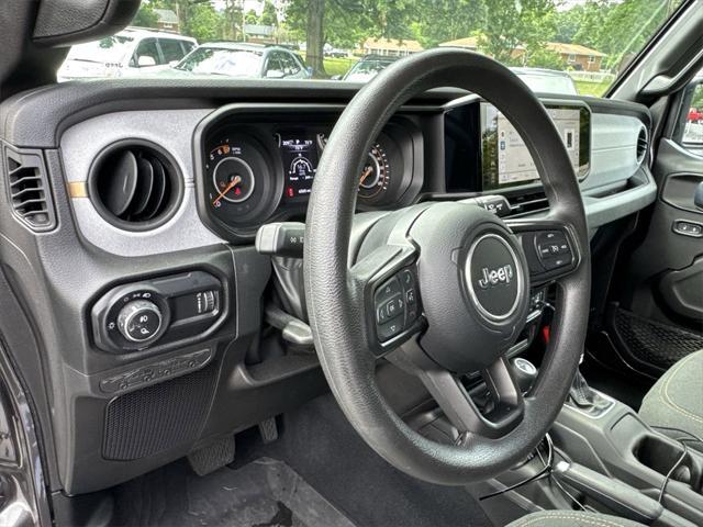 used 2024 Jeep Gladiator car, priced at $37,900