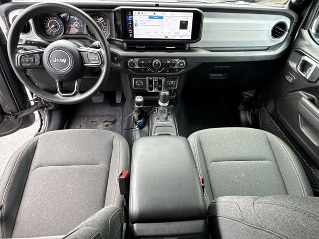 used 2024 Jeep Gladiator car, priced at $37,900