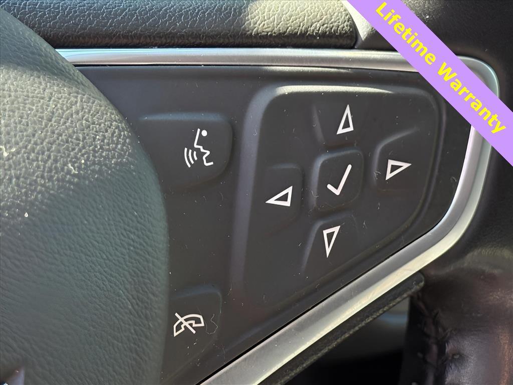 used 2022 Chevrolet Equinox car, priced at $21,000