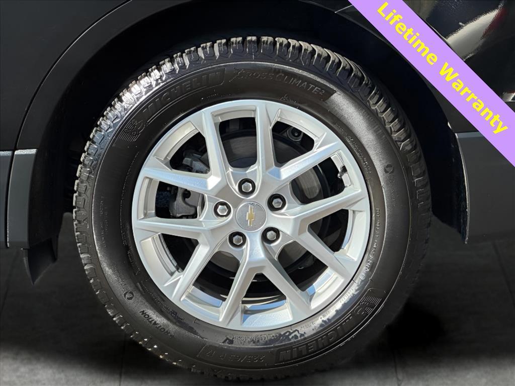 used 2022 Chevrolet Equinox car, priced at $21,000