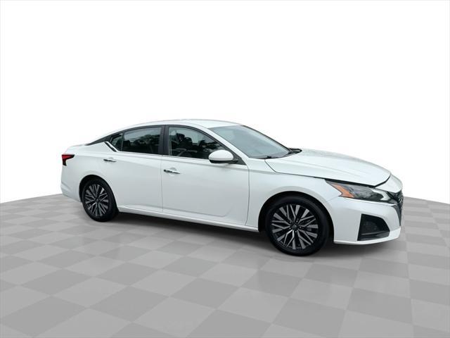 used 2023 Nissan Altima car, priced at $22,000