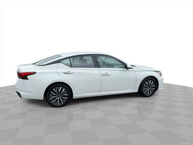 used 2023 Nissan Altima car, priced at $22,000