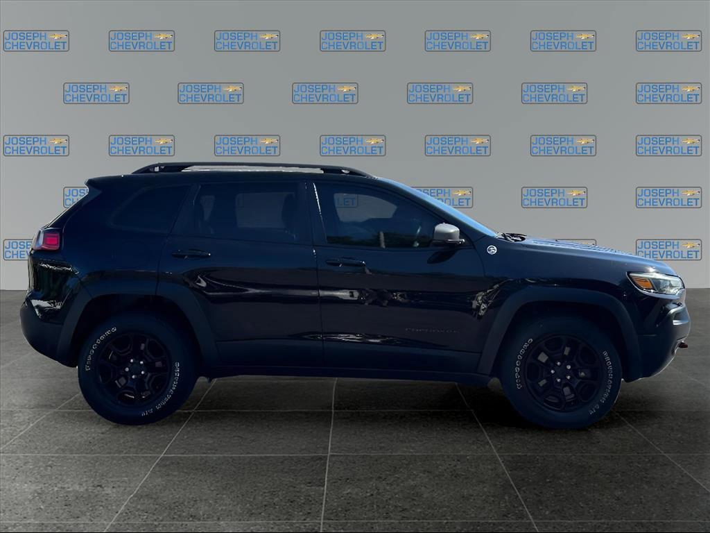 used 2019 Jeep Cherokee car, priced at $17,000