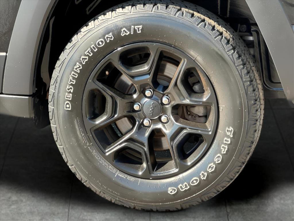 used 2019 Jeep Cherokee car, priced at $17,000