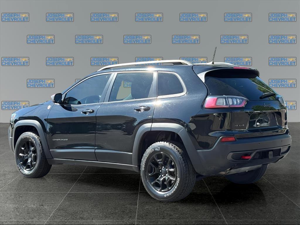 used 2019 Jeep Cherokee car, priced at $17,000