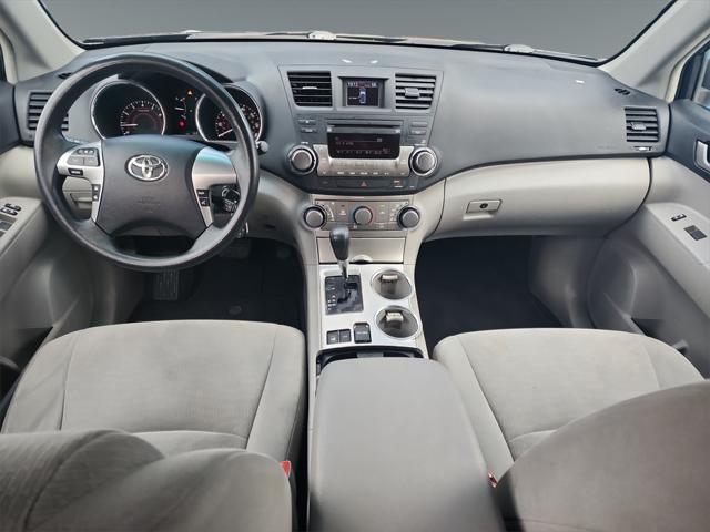 used 2012 Toyota Highlander car, priced at $9,588