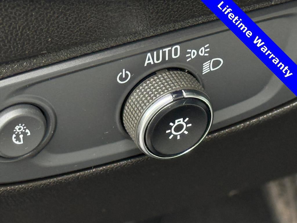 used 2022 Chevrolet Equinox car, priced at $20,000