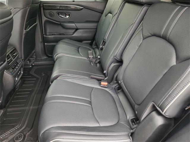 new 2025 Honda Pilot car, priced at $54,985