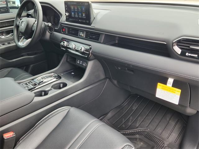 new 2025 Honda Pilot car, priced at $54,985