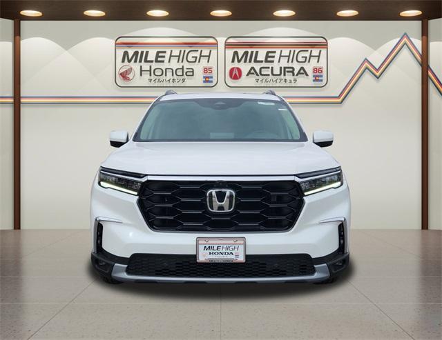 new 2025 Honda Pilot car, priced at $54,985