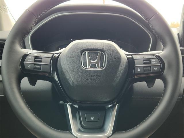 new 2025 Honda Pilot car, priced at $54,985