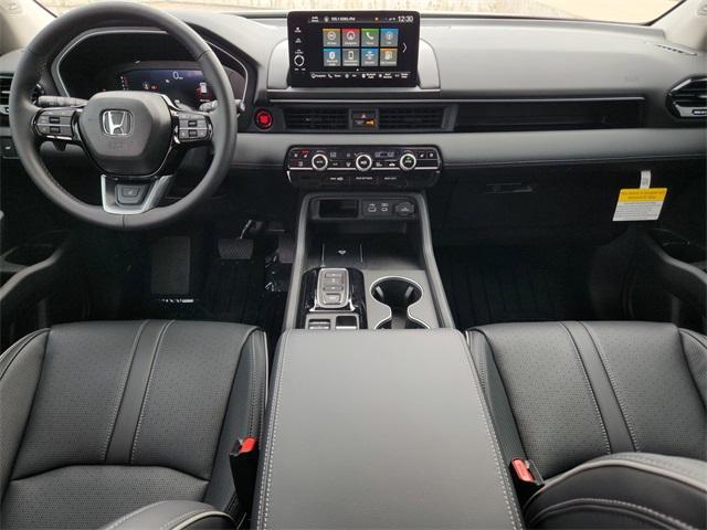 new 2025 Honda Pilot car, priced at $54,985