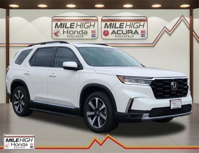 new 2025 Honda Pilot car, priced at $54,985