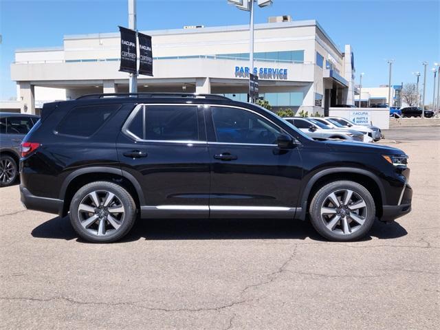 new 2025 Honda Pilot car, priced at $51,050