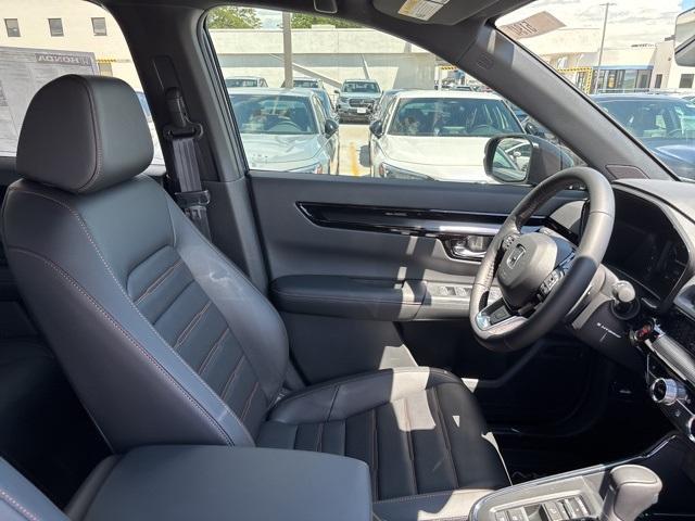 new 2026 Honda CR-V Hybrid car, priced at $43,645