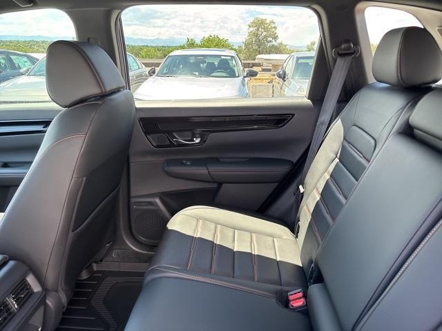 new 2026 Honda CR-V Hybrid car, priced at $43,645