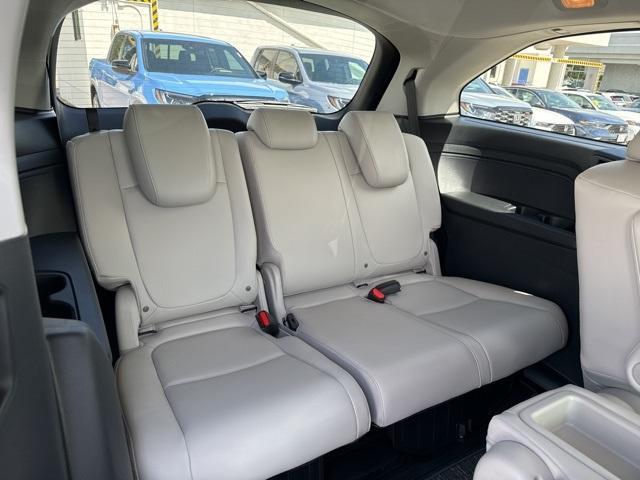 new 2025 Honda Odyssey car, priced at $43,670