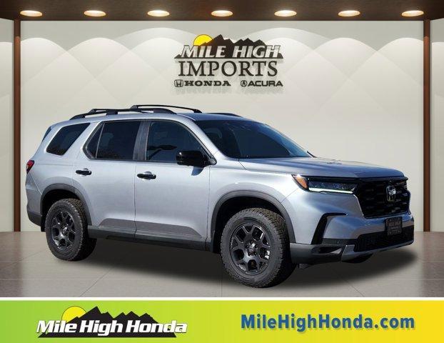 new 2025 Honda Pilot car, priced at $51,580