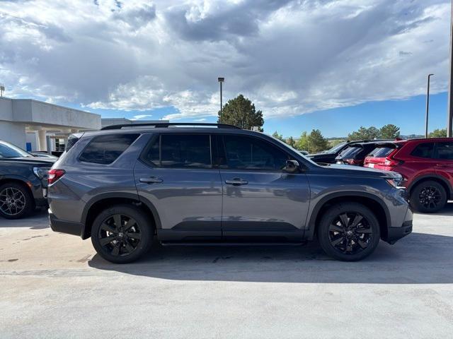 new 2025 Honda Pilot car, priced at $53,876