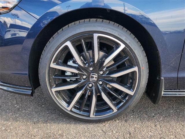 new 2025 Honda Accord Hybrid car, priced at $39,796