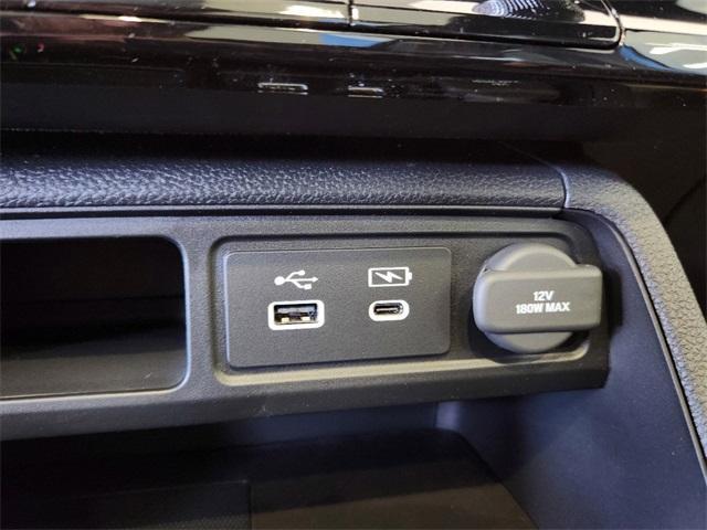 new 2025 Honda Pilot car, priced at $47,697