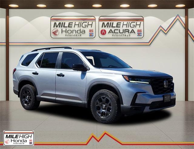 new 2025 Honda Pilot car, priced at $47,697