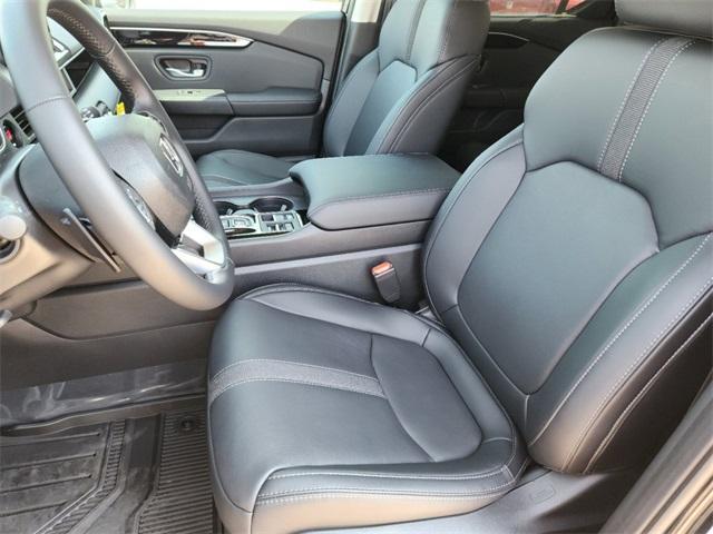 new 2025 Honda Pilot car, priced at $46,906