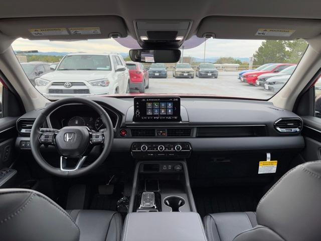 used 2025 Honda Pilot car, priced at $41,500