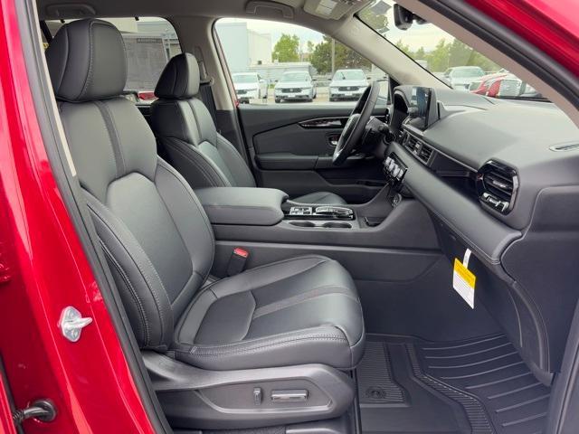 used 2025 Honda Pilot car, priced at $41,500