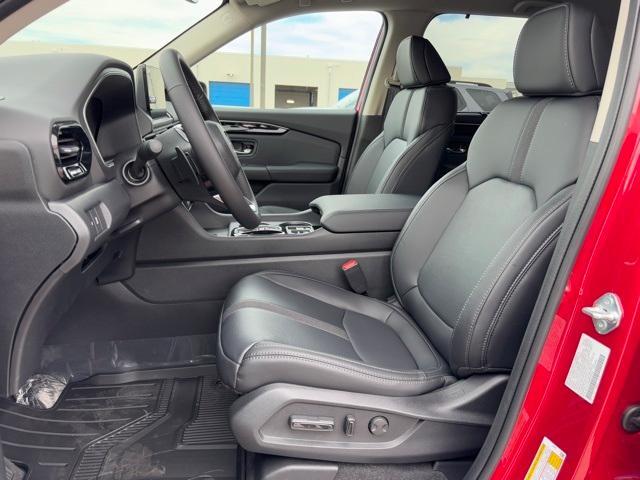 used 2025 Honda Pilot car, priced at $41,500