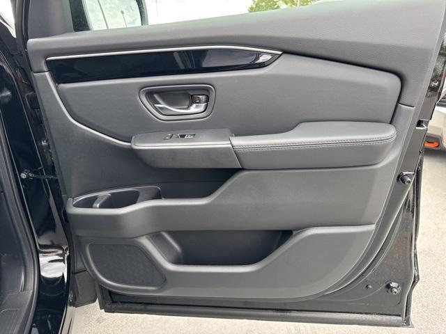 new 2025 Honda Pilot car, priced at $47,050