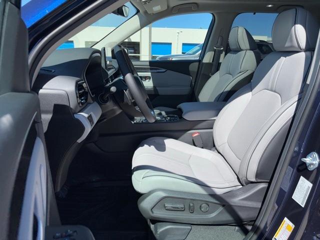 new 2025 Honda Pilot car, priced at $50,658