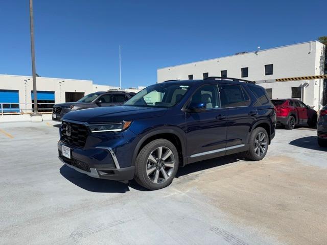 new 2025 Honda Pilot car, priced at $50,658