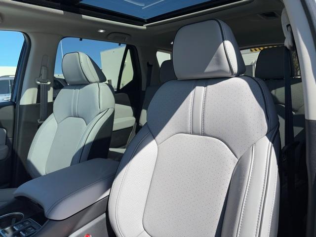 new 2025 Honda Pilot car, priced at $50,658