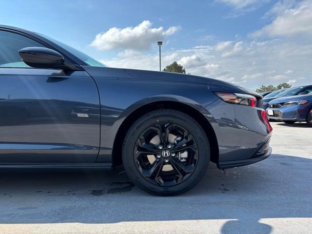 new 2025 Honda Accord car, priced at $29,966