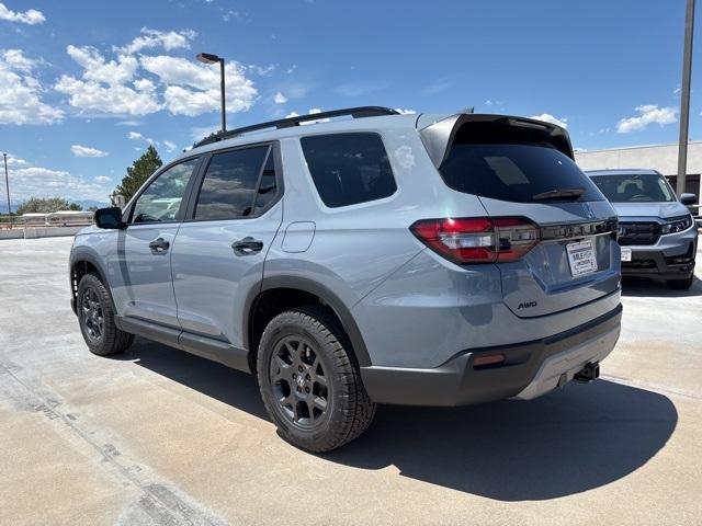 new 2025 Honda Pilot car, priced at $52,090