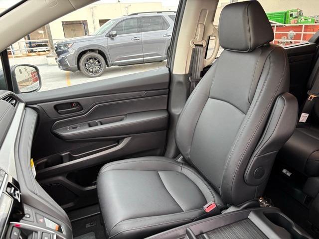 new 2026 Honda Odyssey car, priced at $42,984
