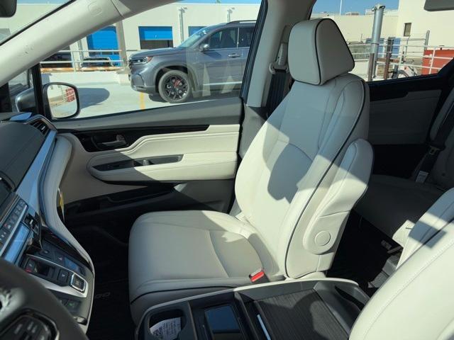 new 2026 Honda Odyssey car, priced at $45,446