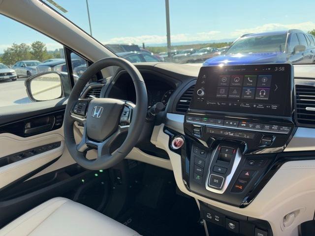new 2026 Honda Odyssey car, priced at $45,446