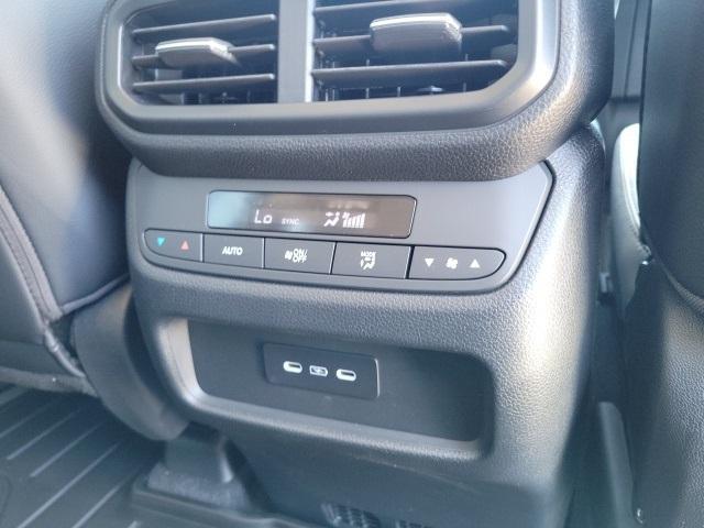 new 2025 Honda Pilot car, priced at $51,505
