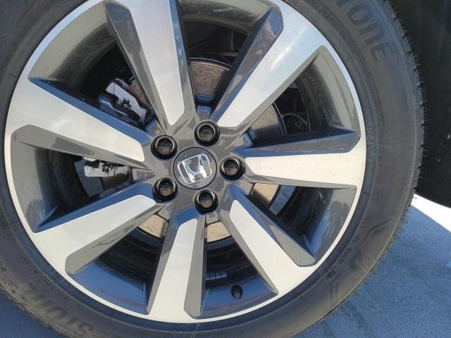 new 2025 Honda Pilot car, priced at $51,505