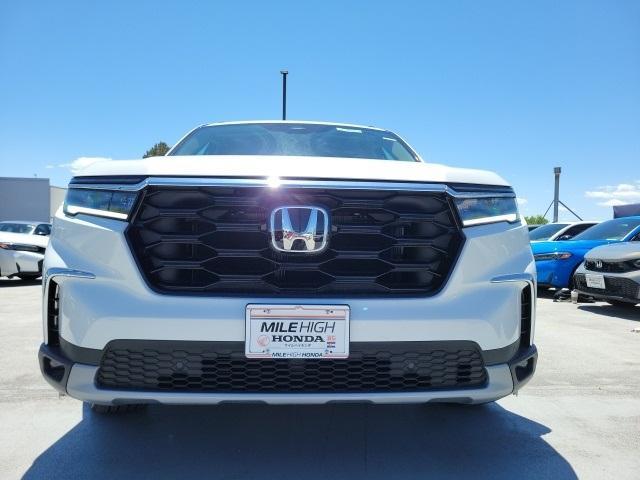 new 2025 Honda Pilot car, priced at $51,505