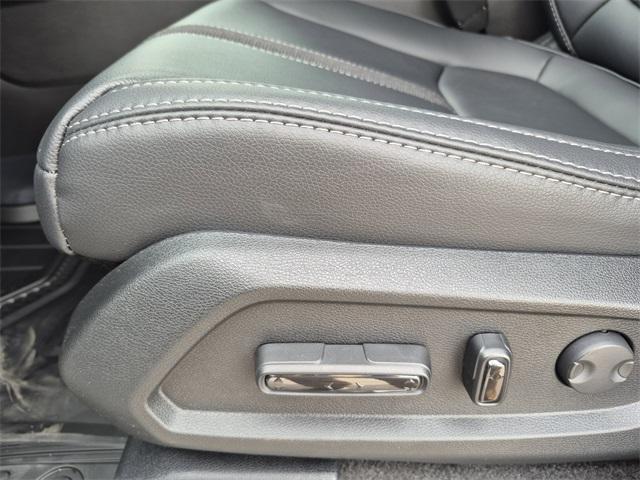 new 2025 Honda Pilot car, priced at $53,225