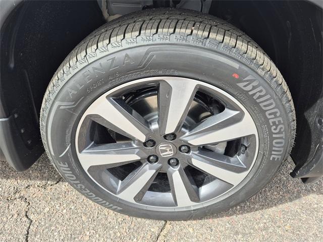 new 2025 Honda Pilot car, priced at $53,225